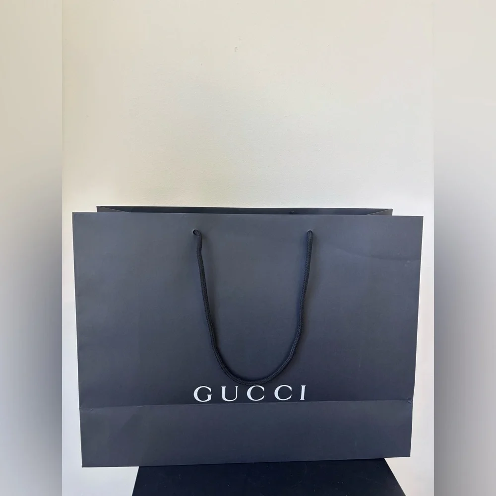 Black Gucci bag Larger size